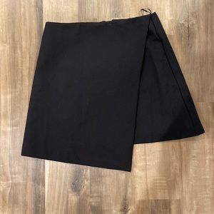 Asymmetrical black skirt